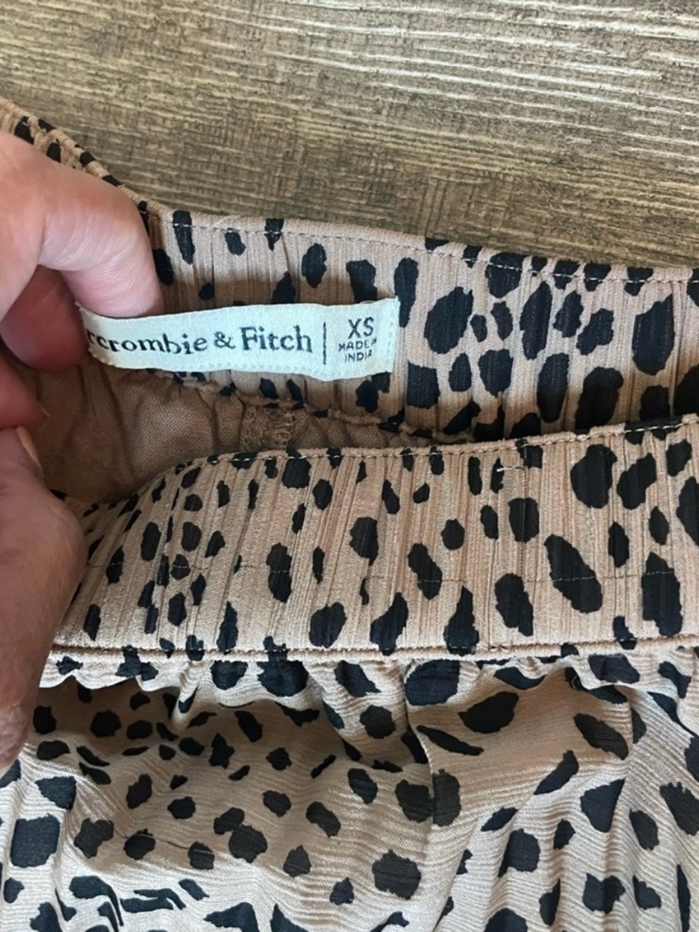 Abercrombie & Fitch animal/dot print skirt and shorts - Picture 8 of 9